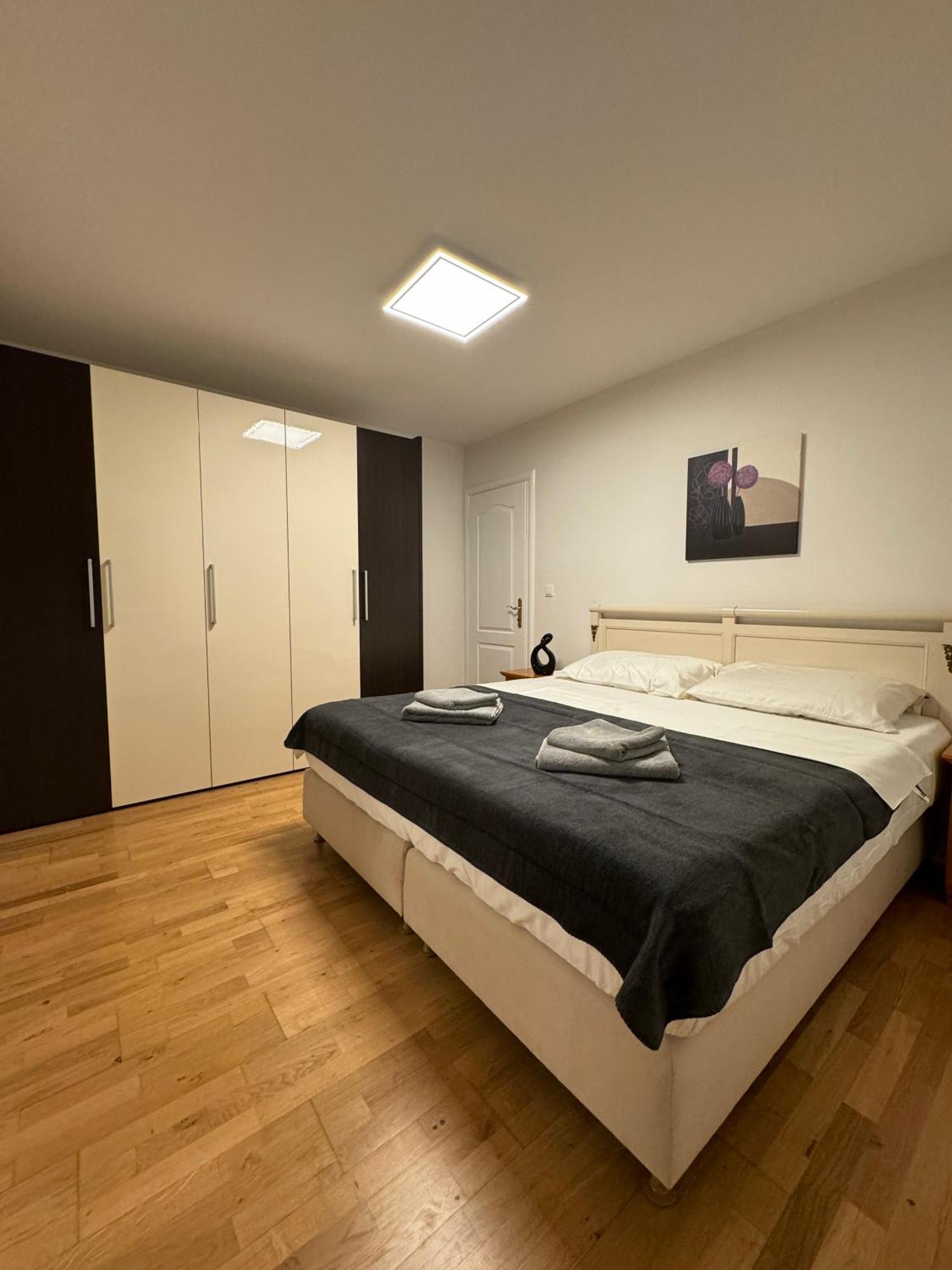 Valentinas Garden Lägenhet Split Exteriör bild